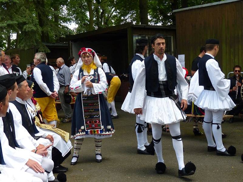 Klenotnicový pořad udělal tečku za svátkem folkloru.