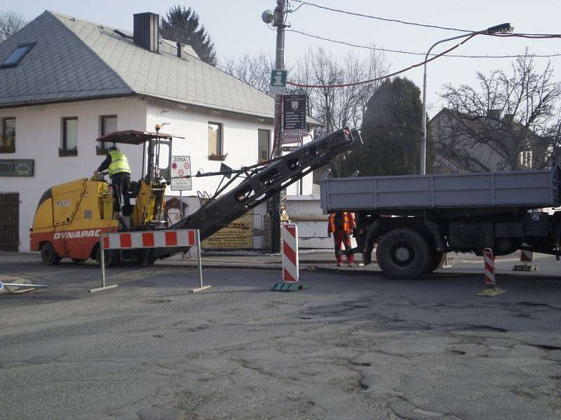 Stavební práce v domažlických ulicích, 23. března 2012