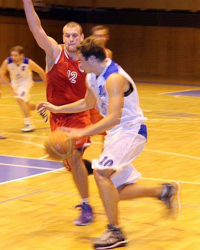 Z utkání 4. kola Českého poháru v basketbalu mezi Jiskrou Domažlice a Spartou Praha.