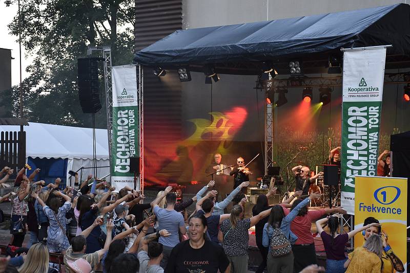 Kapela Čechomor se představila v Domažlicích na koncertě. Foto: Karolina Holasová