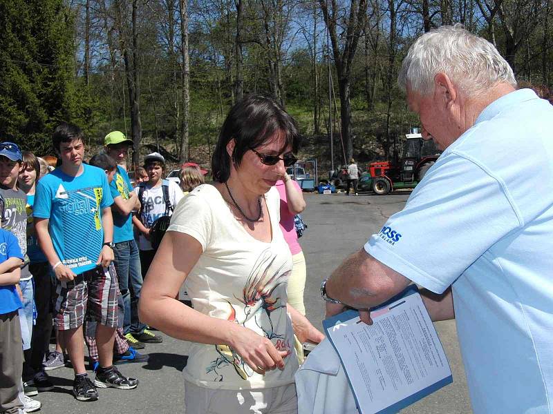 Okresní kolo dopravní soutěže mladých cyklistů.