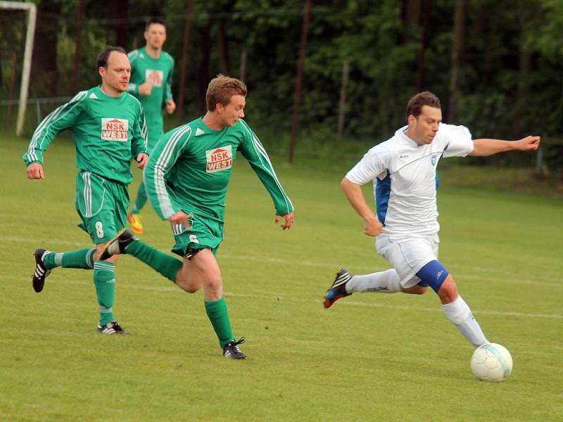 Z utkání fotbalistů FK Holýšov A a Slavoj Stod.