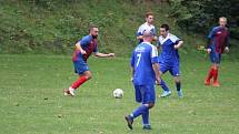 Sokol Milavče (v modrém) - SK Poběžovice (v červenomodrém) 3:0 (0:0).