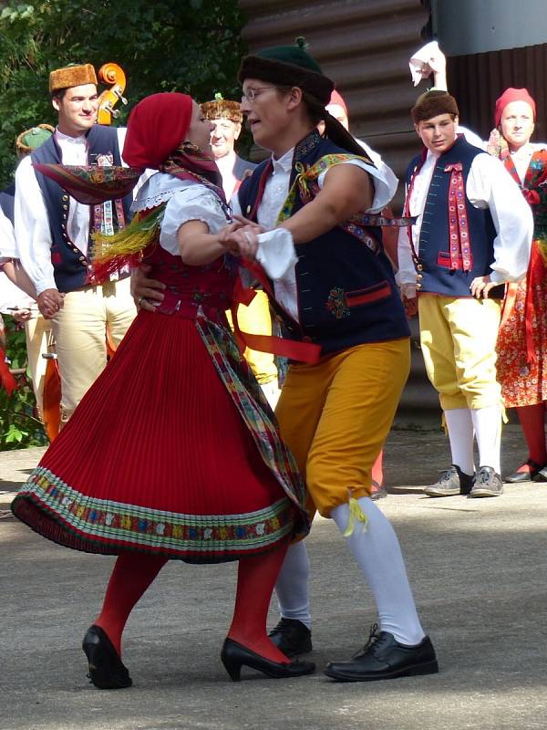 Klenotnicový pořad udělal tečku za svátkem folkloru. 