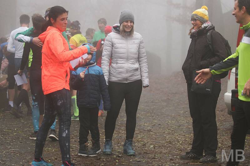 Více než 60 závodníků vyběhlo ze Kdyně na horskou chatu Koráb vzdálenou 6,3 kilometru  s převýšením 365 metrů. Běh se uskutečnil po dvou letech.