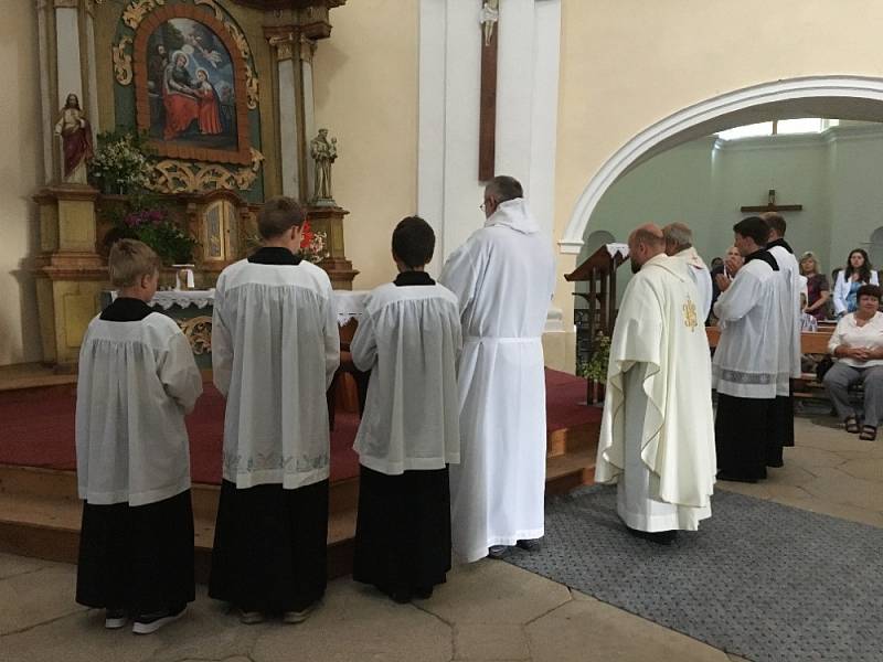 V sobotu 31. července, několik dní po svátku sv. Jáchyma a sv. Anny, slavilo poutní místo Tanaberk Anenskou pouť.