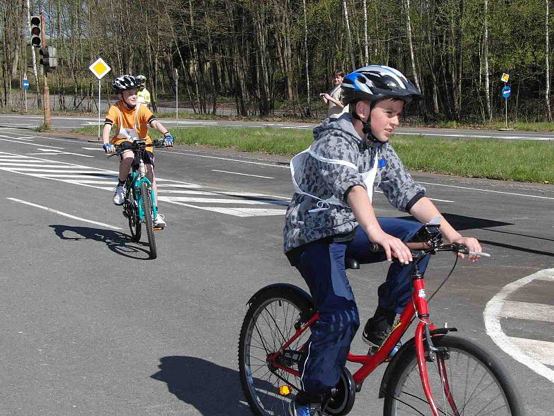 Okresní kolo dopravní soutěže mladých cyklistů.