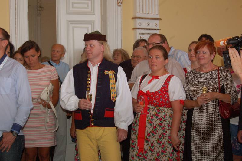 Slavnostní přijetí hostů na domažlické radnici v rámci Chodských slavností.