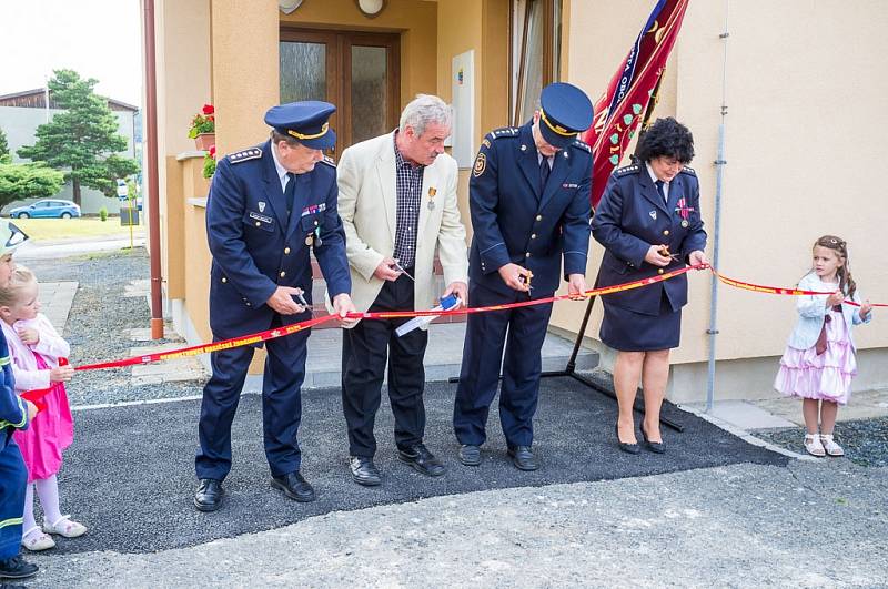 Otevření opravené hasičárny v Koutě na Šumavě.