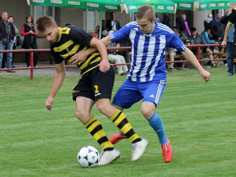 Stadion v Hrádku u Rokycan hostil finále Poháru PKFS mezi Chotíkovem a rezervou Domažlic.