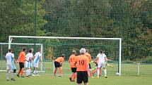 FK Staňkov C (v oranžovém) - Sokol Babylon (v bílém) 2:0 (1:0).