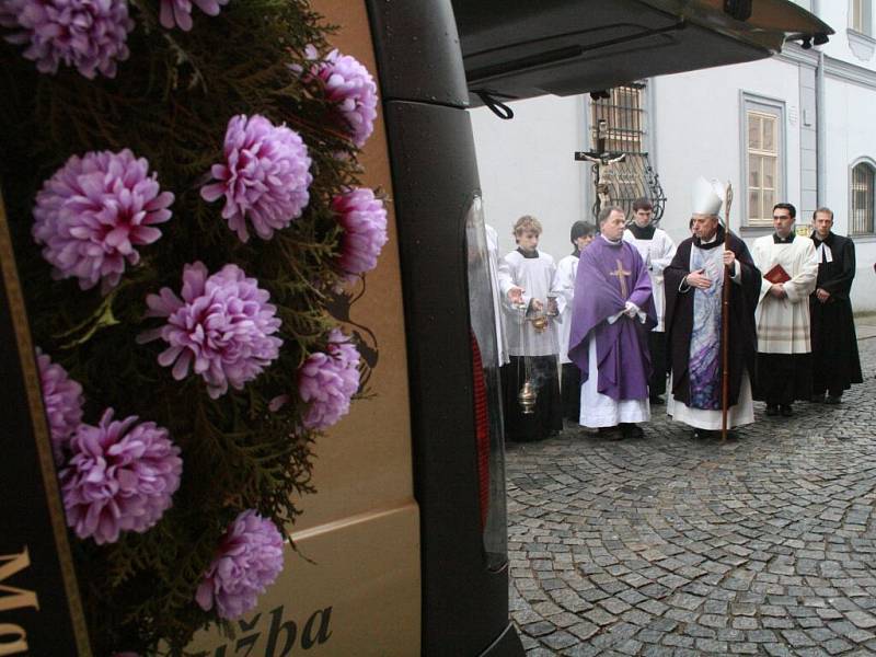 Reportáž z pohřbu Jakuba Blackého