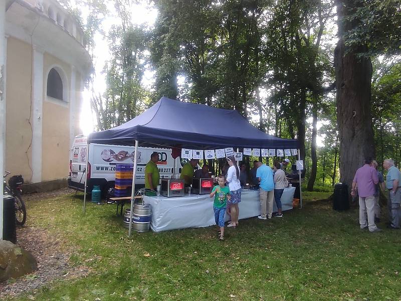 Součástí anenské pouti na Tanaberku byl i koncert slovenského operního pěvce Mateje Vaníka.