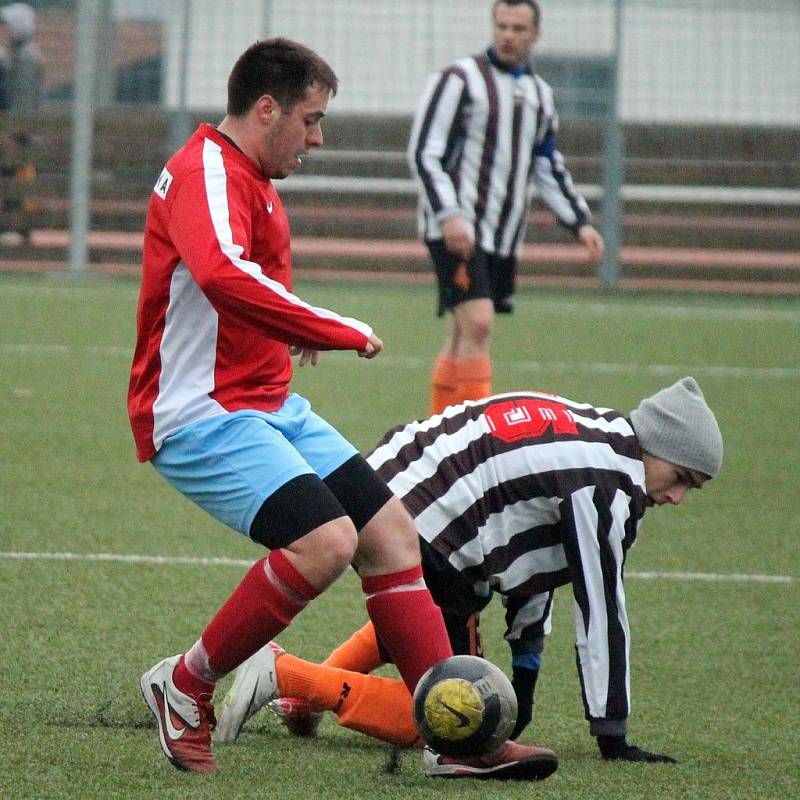 Z pohárového duelu v Horšovském Týně mezi domácím FC Dynamo a Slavojem Koloveč.