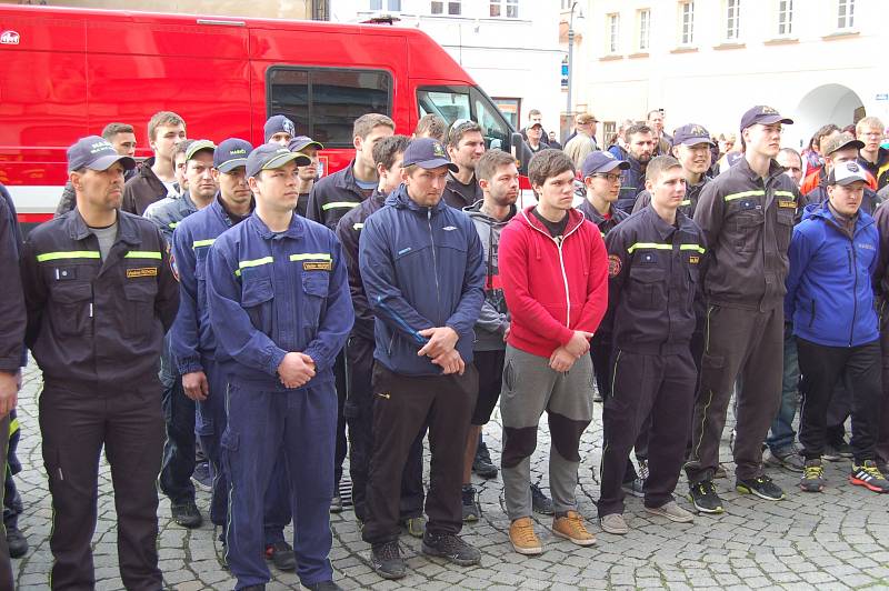 14. ročník extrémního závodu hasičů Výstup na domažlickou  věž.