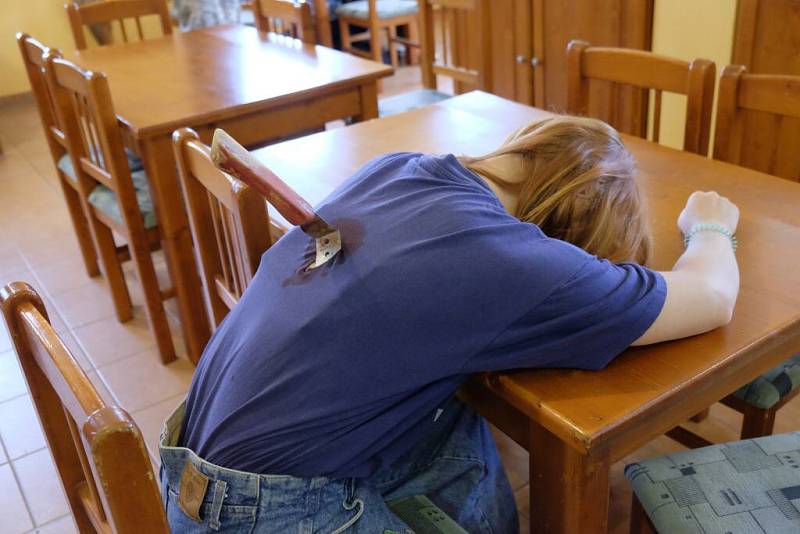 Cvičný policejní zásah v restauraci Zubřina.