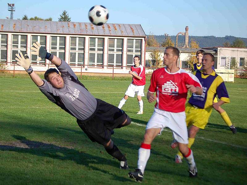 Z chodského derby Tatranu Chodov proti Spartaku Klenčí.