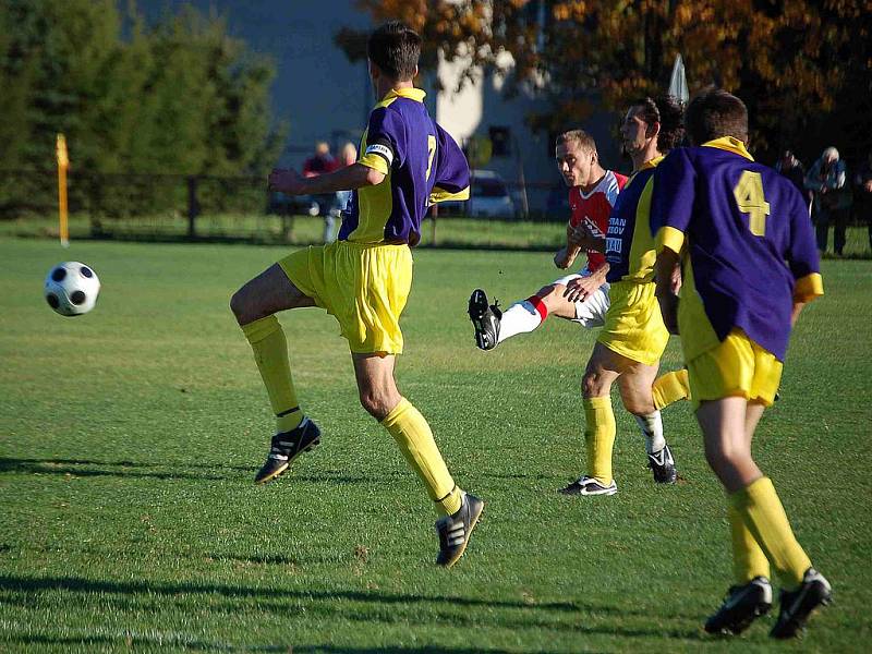 Z chodského derby Tatranu Chodov proti Spartaku Klenčí.