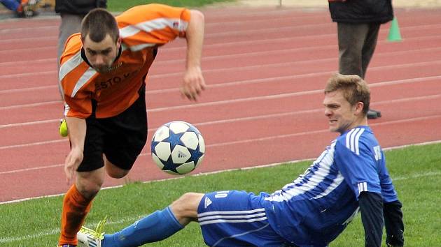 Fotbalisté Kolína brali na Střelnici všechny body.