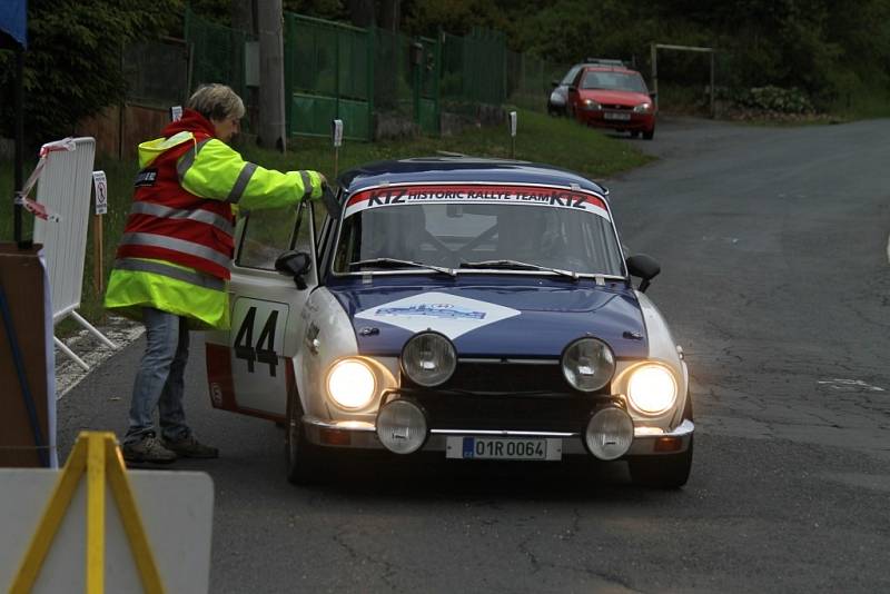 Historic Vltava Rallye 2014. ´Historici´ na Hájovně u Kdyně. 