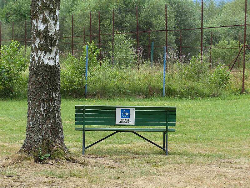 Mokrá hlídka Deníku na babylonském koupališti.