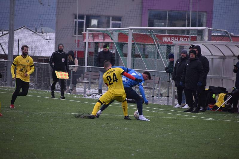 SOUBOJ TÝMŮ Z ČFL mezi Robstavem Přeštice a domažlickou Jiskrou skončil remízou 5:5. Foto: Jiří Pojar