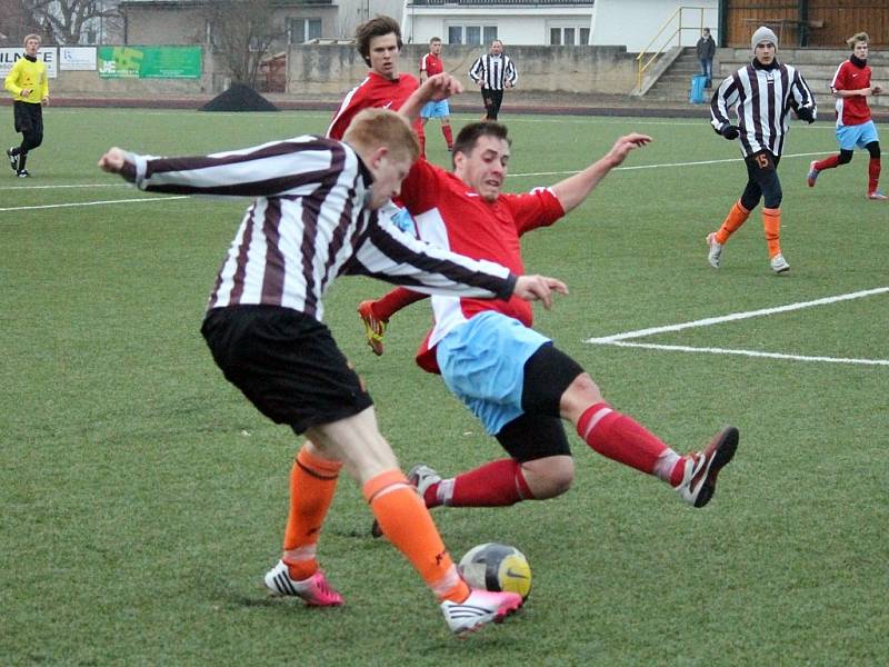 Z pohárového duelu v Horšovském Týně mezi domácím FC Dynamo a Slavojem Koloveč.