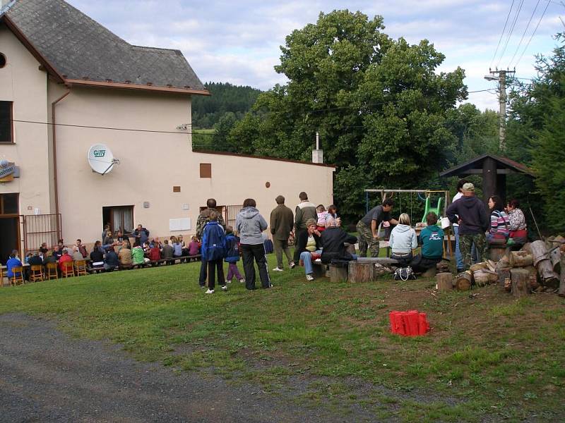 Rybářské hody v Oprechticích.