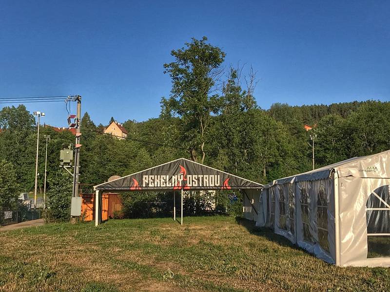 Přípravy festivalu finišovaly již ve středu.