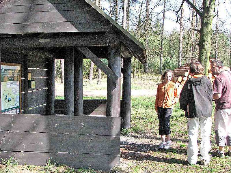 Za Mířkovem najdete vstup do naučné stezky Sedmihoří.