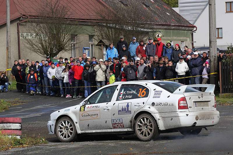 Vozy meclovského Profika na trati Rallye Jeseníky.