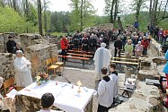 V sobotu se konala v zaniklé obci Lučina česko-německá mše.