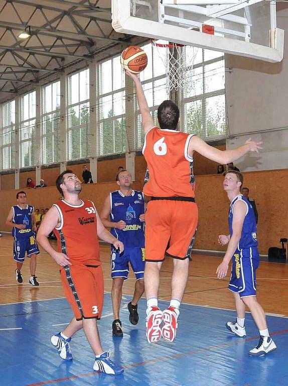 Basketbalisté Jiskry Domažlice B podlehli Holýšovu.