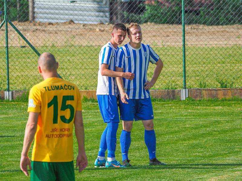 Z archivu: Fotbalisté TJ START Tlumačov (žlutí).