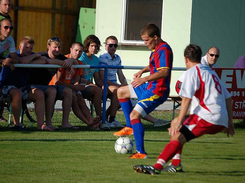 Fotbalisté divizního Slavoje Koloveč porazili soupeře z Votic.