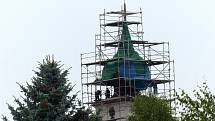 Sledujeme opravy kostela sv. J. Nepomuckého.