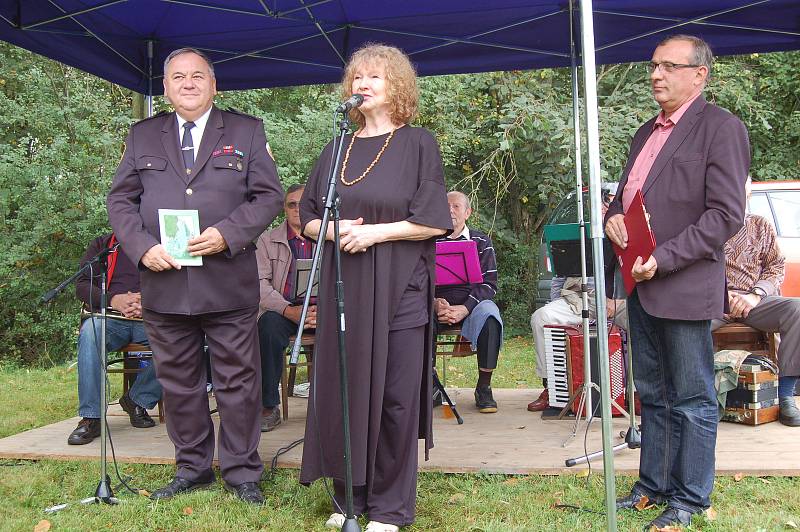 Z křtu publikace Václava Weningera o osadě Filipova Hora.