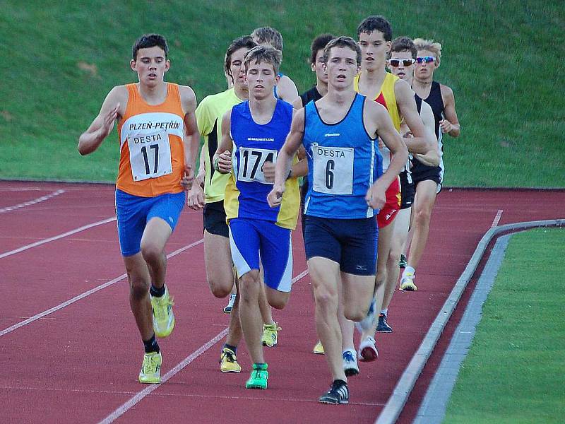 Z 46. ročníku atletického mítinku Chodská 1500 v Domažlicích.