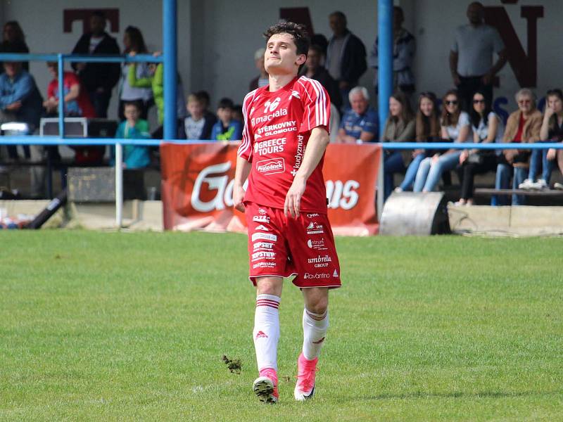 Fotbal ve Staňkově slavil 90. let existence. V rámci oslav se tamní stará garda utkala s Amforou.