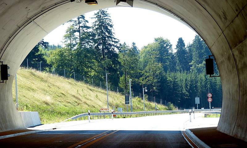 Projeli jsme se po obchvatu Furthu im Wald směrem na Cham.