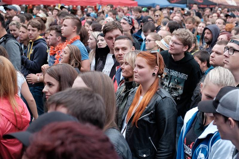 Páteční Chodrockfest v Domažlicích.