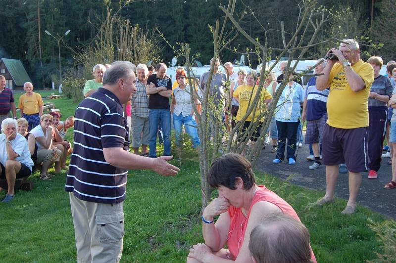 Jarní sraz plzeňského Caravanclubu na Babyloně.