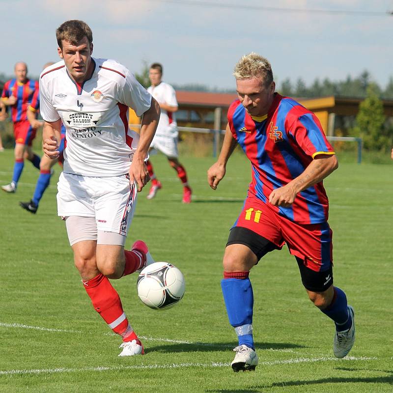Zápas s SK Klatovy byl prvním mistrovským mačem fotbalistů Slavoje Koloveč A poté, co klub místo divize přihlásil krajský přebor. 