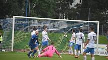 Fotbalisté Jiskry Domažlice remizovali v sobotu doma s pražským Motorletem 2:2, oba góly soupeře dal slovenský internacionál Miroslav Stoch (č. 10).