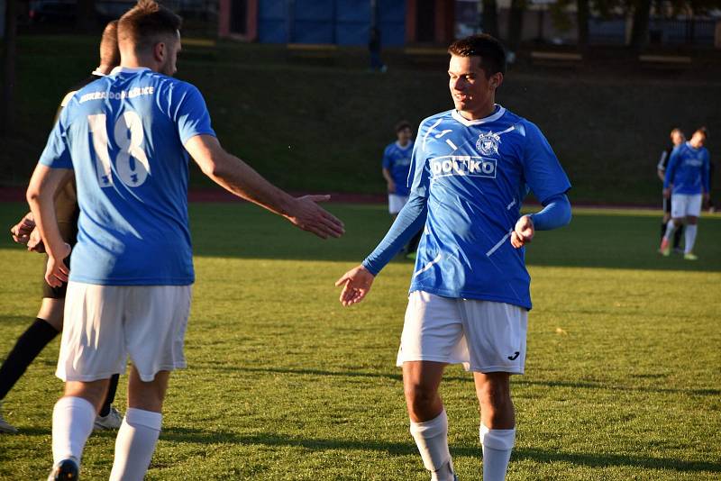 13. kolo KPM: Jiskra Domažlice B (modří) - Rapid Plzeň 4:1.