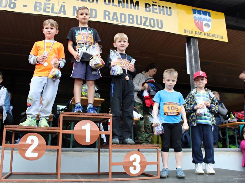 Za rekordní účasti téměř čtyř set běžců se v Bělé nad Radbuzou uskutečnil 19. ročník Bělské pětky. Z vítězství se těšil Martin Frei.
