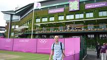 DOMAŽLIČAN NA OLYMPIÁDĚ. Jiří Pivoňka před Wimbledonem.