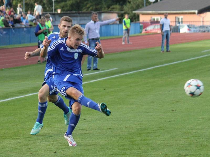 Třetiligové derby mezi FK Tachov a Jiskrou Domažlice.