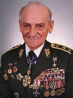 Generálmajor Josef Buršík.