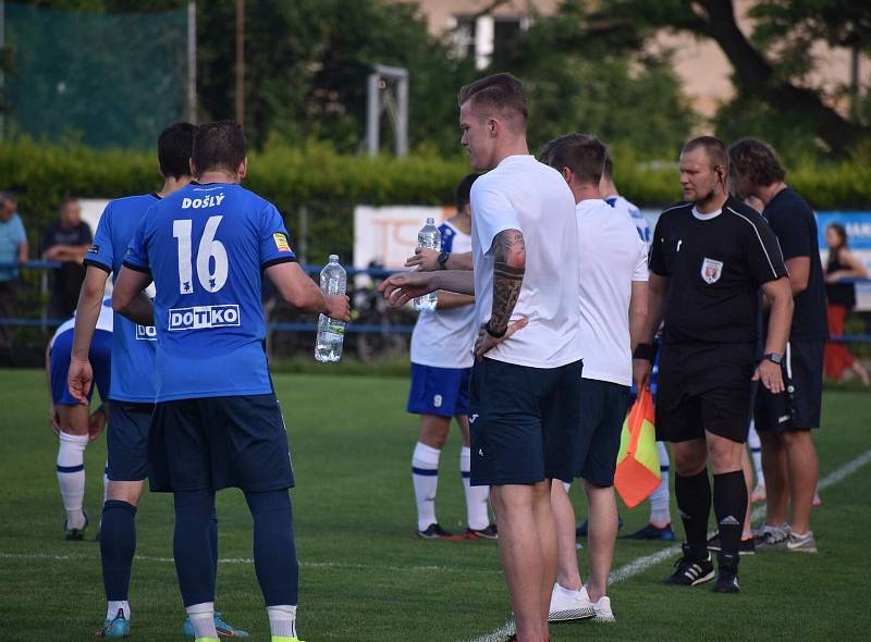 29. kolo FORTUNA ČFL A: Králův Dvůr - Jiskra Domažlice 2:1.